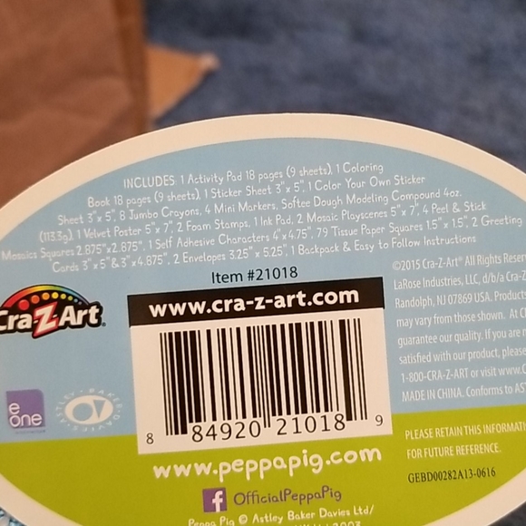 Nwt ! Peppa pig backpack. - Picture 3 of 4